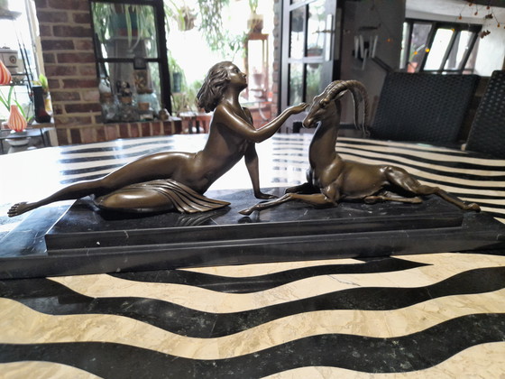 Image 1 of statua art déco in bronzo