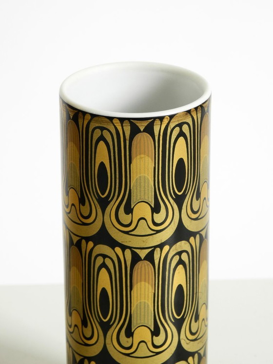 Image 1 of Two beautiful 1970s porcelain vases by Björn Wiinblad for Rosenthal Studio-Linie. Abstract peacock feathers in gold and black