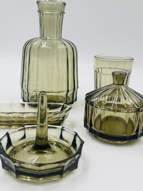 Image 1 of Toilet service