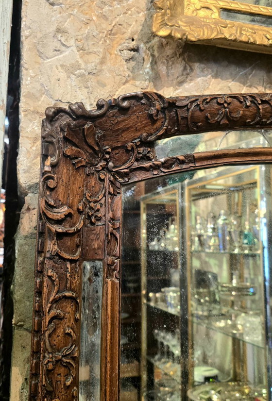 Image 1 of 18th-century period mirror in carved wood, Louis XV style