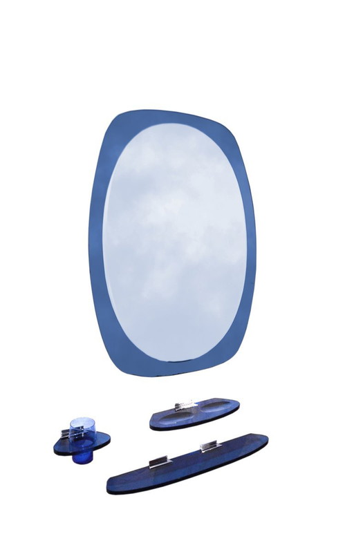 Conjunto de baño azul cobalto, atribuido a Fontana Arte, 1970. – spiegels, Glass, Metal