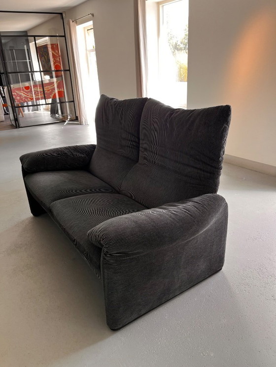 Image 1 of Cassina Maralunga 2-Zitsbank von Vico Magistretti