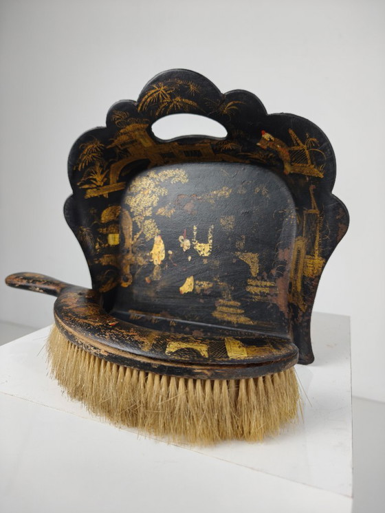 Image 1 of 19th century French Chinoiserie papier-mâché silent butler