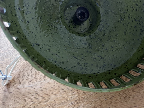 Image 1 of Vintage brutalistische groen geemailleerde hanglamp
