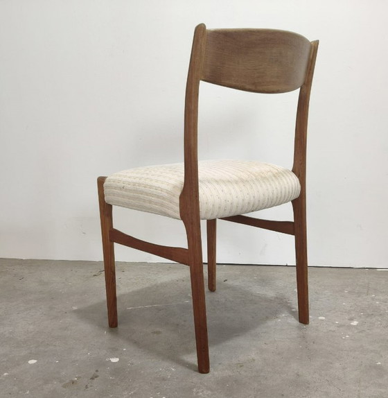 Image 1 of Vintage teak eetkamerstoelen