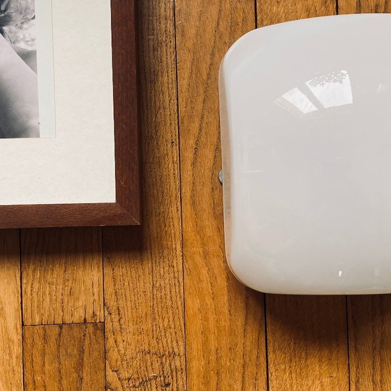 Image 1 of Lampada da soffitto in vetro opalino bianco, applique da parete quadrata, anni '60-'70, lampada vintage, 20 cm