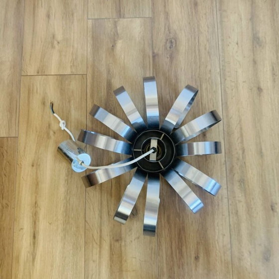 Image 1 of Suspension vintage fleur en rubans d’inox – Space Age années 1970