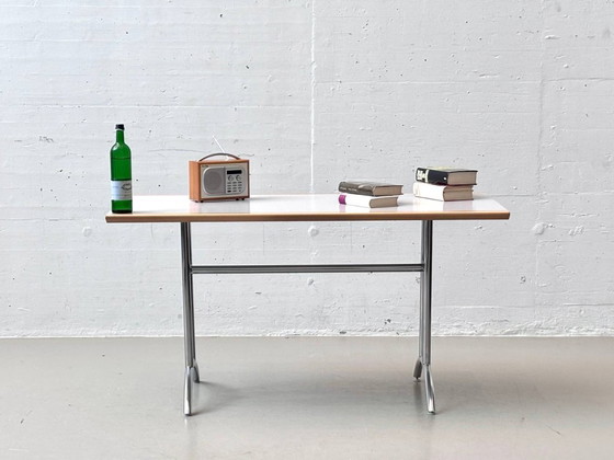 Image 1 of Elegant bureau in Bauhaus-stijl