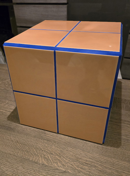 Table à carreaux 30x30x30H Orange & Bleu