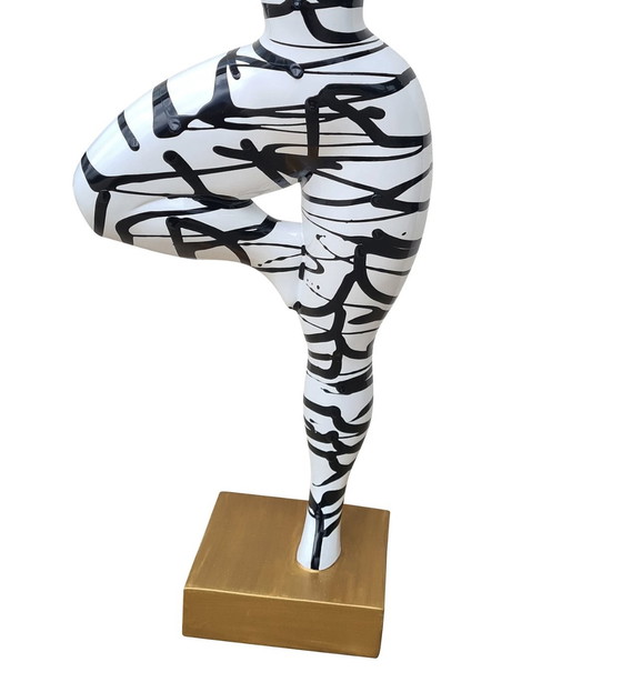 Image 1 of Groot Veelkleurig Rond Vrouwenbeeld "Nana Danseuse", Model "Zebra