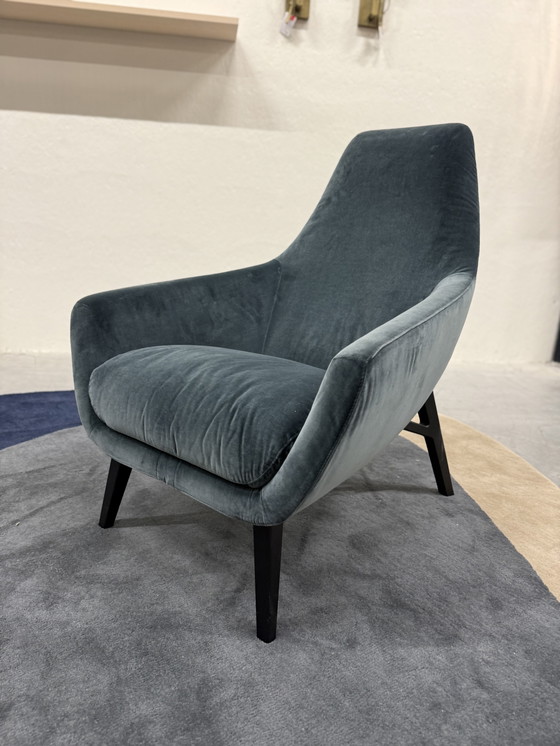 Image 1 of Montis Enzo Armchair Harald fabric Blue