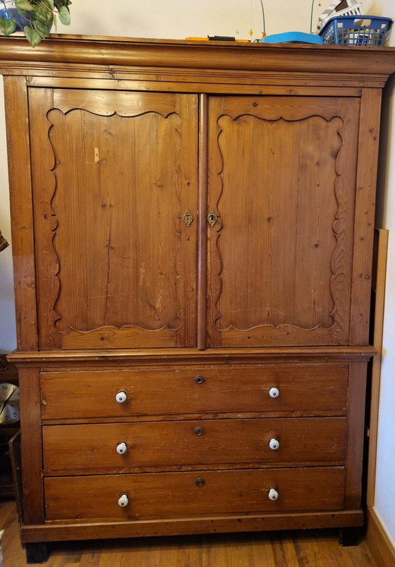 Image 1 of Armoire