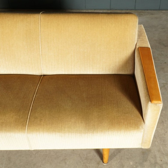 Canapé-lit vintage - Velours beige - Années 1960 – Canapés 3 places, Textile (photo 14 of 17)