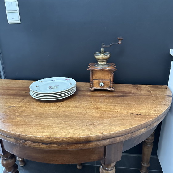 Image 1 of Table à abattant en noyer anglais - vers 1900