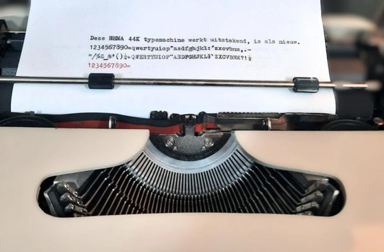 Image 1 of (W003) Machine à écrire portable HEMA 44K vintage – Comme neuve avec ruban encreur neuf !