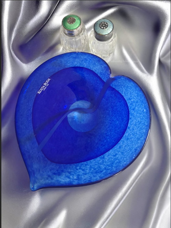 Image 1 of 1 prachtig Gunnel Sahlin art glass design stuk aan, ontworpen voor Kosta Boda. 