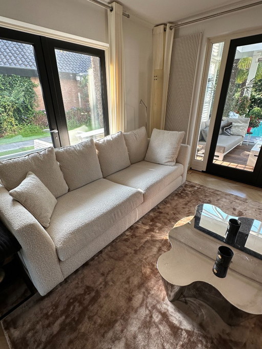 Eichholtz Taylor sofa