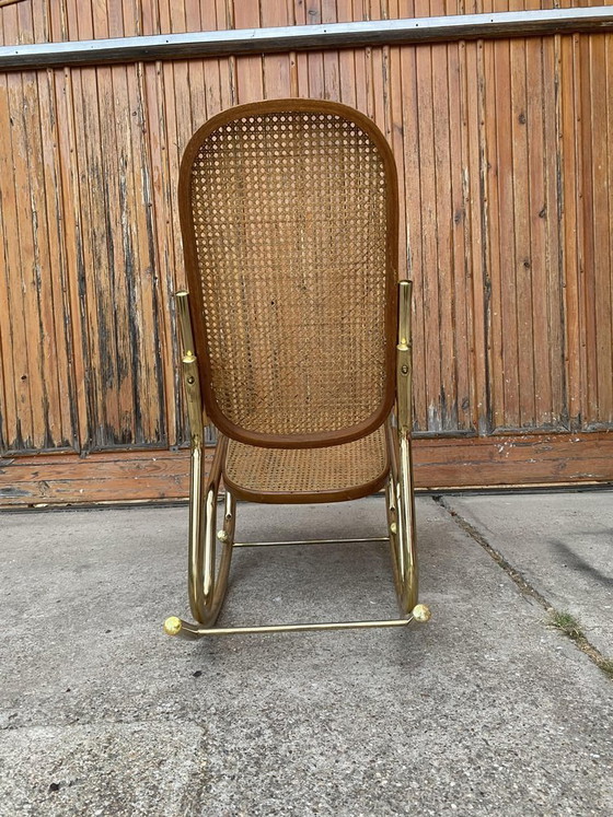 Sedia a dondolo vintage in ottone e canna, anni '50 – Sedie a dondolo, Mid Century Modern (photo 5 of 5)