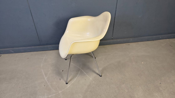 Sedia vintage Dax di Charles e Ray Eames per Vitra, anni '90 – Sedie e poltrone, Metal, Plastic (photo 9 of 17)