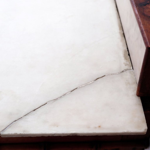 Cómoda de pino oscuro con acabado imitación bambú - Finales del siglo XIX