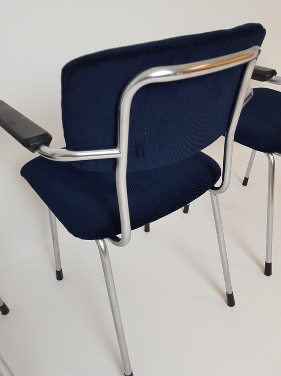 4 Gispen 1235 Stoelen Nieuw Gestoffeerd Keymer – Eetkamerstoelen, Chrome, Textile (photo 15 of 15)