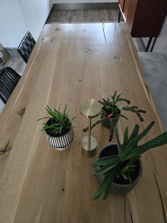 Image 1 of Beautiful heavy tree trunk dining table