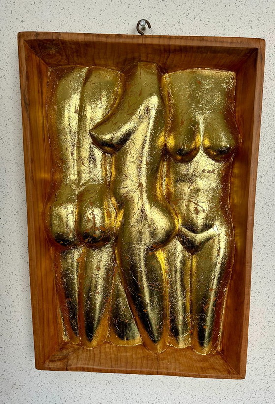 Golden ladies frame – Beeldhouwkunst, Goud, Hout (photo 13 of 13)