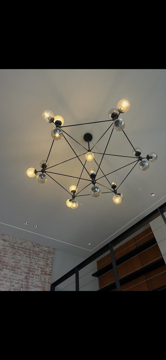 Jason Miller Modo Chandelier – Zwarte hanglamp met 21 bollen – Hanglampen, Aluminium (photo 4 of 6)