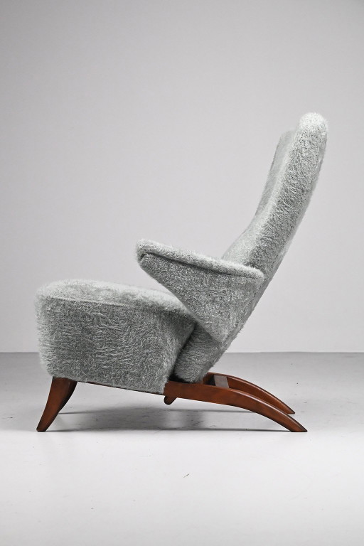 Artifort Penguin armchair