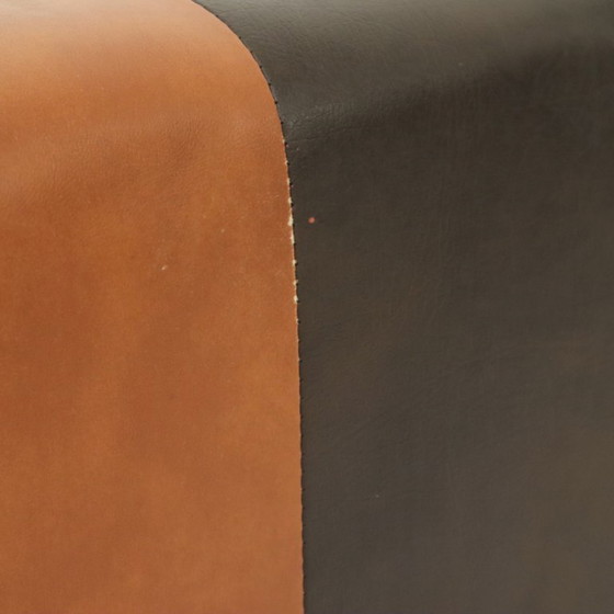 Image 1 of Sgabello quadrato Skai in ecopelle marrone cammello