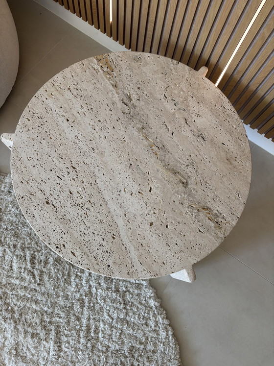 Travertine coffee table Ø90 cm (photo 3 of 7)