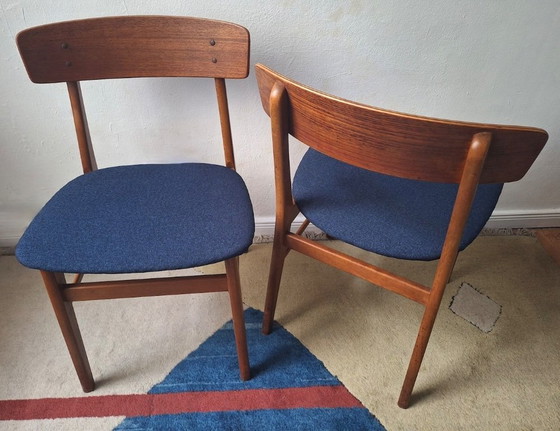 Image 1 of Een paar Deense teakhouten eetkamerstoelen uit het midden van de 20e eeuw van Farstrup, jaren 60.
