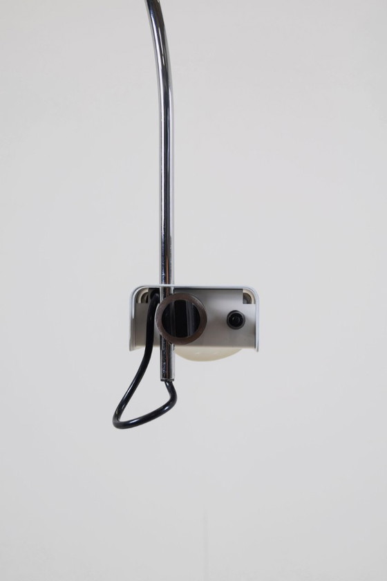 Image 1 of Lampe à pince araignée conçue par Joe Colombo pour Oluce, 1965