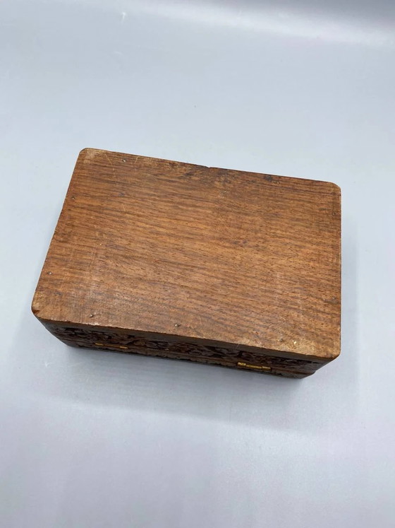 Carved Sheesham Wood Jewelry Box, Oval Bone Inlay Medallion, Blue Velvet Interior, Kashmir, 1960s-1980s (photo 4 of 7)