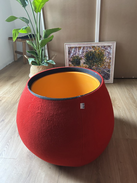 Image 1 of La table de rangement originale « Fat-Fat » conçue par Patricia Urquiola – B&B Italia