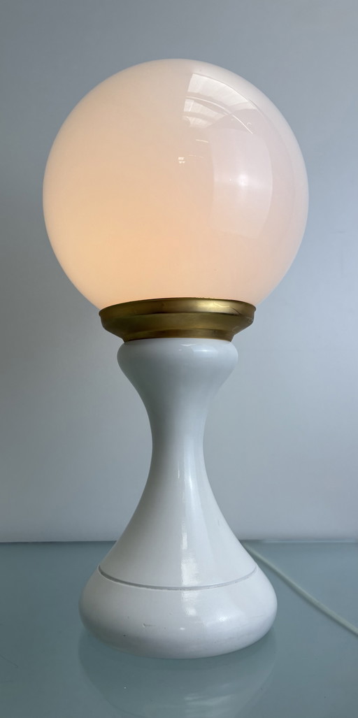 Lampe globe / lampe de table vintage en verre blanc Space Age