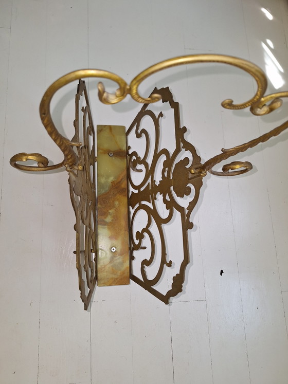 Image 1 of • Porte-revues style Hollywood Regency | Laiton et marbre onyx