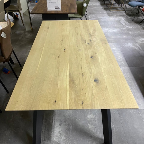Table Talk – Bert Plantagie, Dining tables (photo 3 of 5)