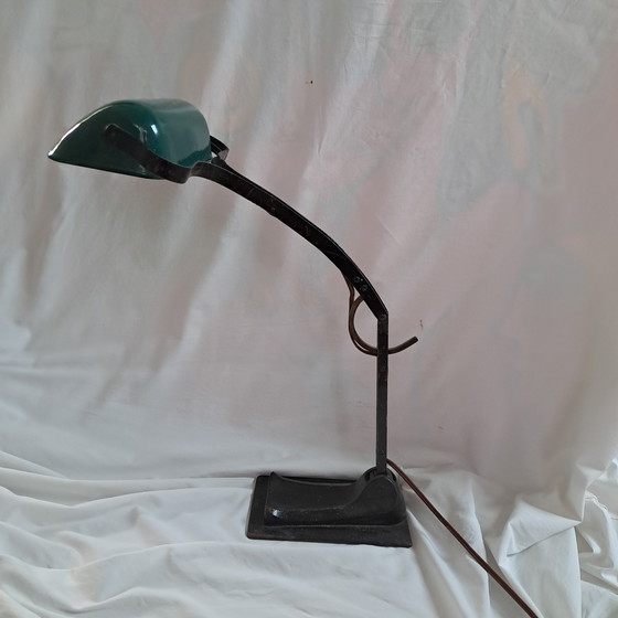 Image 1 of Schaco G1285 Notarlampe, zweiarmig, Emaille-Schirm aus den 1920er Jahren