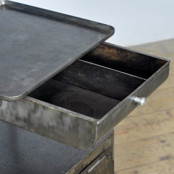 Image 1 of Comodino in ferro, circa 1950