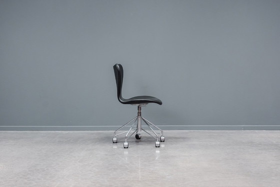 Image 1 of Bürostuhl Serie 7