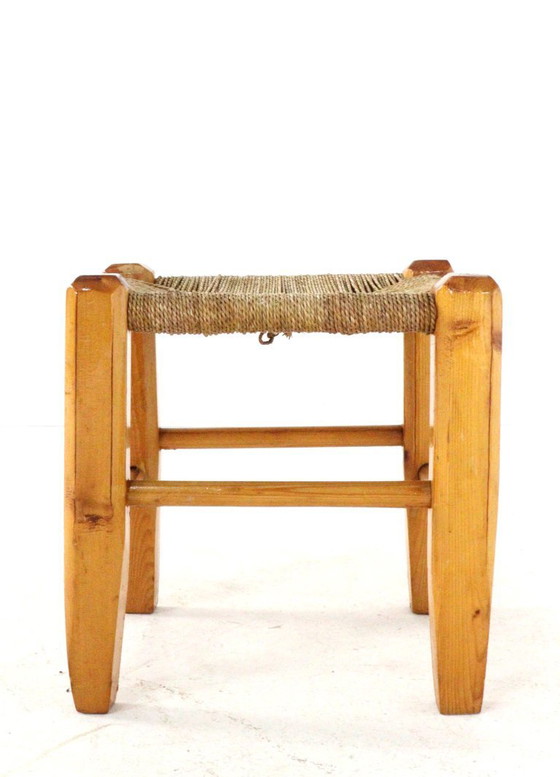 Image 1 of Tabouret/table d'appoint vintage en rotin