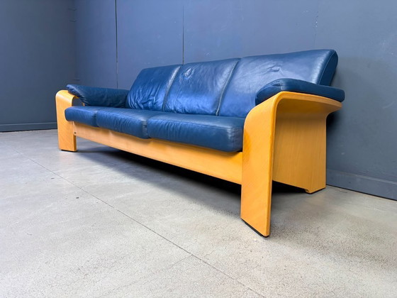 Vintage Pegasus 3 Seater Reclining Sofa by Ekornes, Norway, 1990s – Leather, Wood (photo 2 of 13)