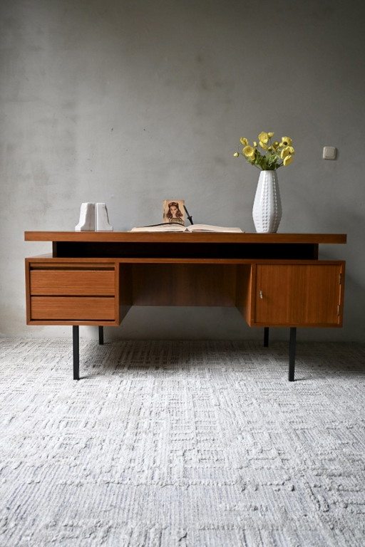 Oficina de diseño vintage Möbelfabrik Störmer + Sohn – bureau, Wood (photo 2 of 15)