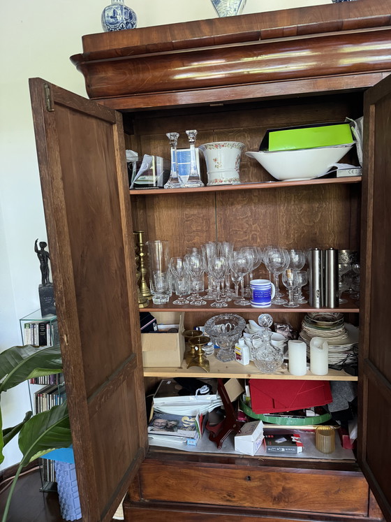 Image 1 of Hermoso armario antiguo