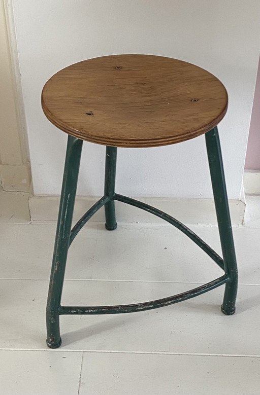 Sgabello industriale vintage o sgabello scolastico, probabilmente Ahrend de Cirkel