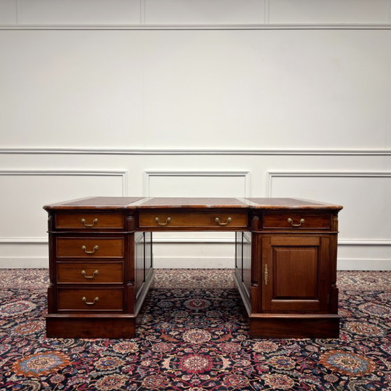 Scrivania da Partner Classica Inglese in Pelle Rosso Bordeaux – Scrivanie, Leather, Wood (photo 3 of 19)