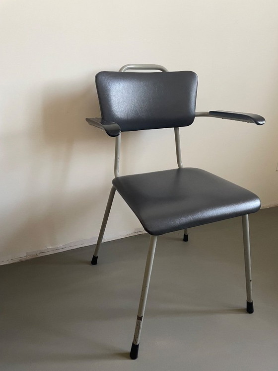 Image 1 of Vintage Stoel Met Skai Bekleding