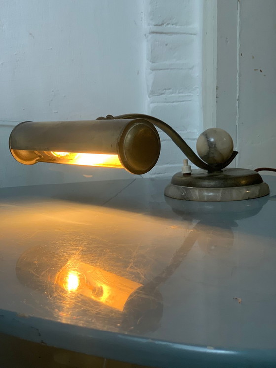 Image 1 of Zeer zeldzame Art Deco pianolamp uit jaren 20 op marmeren bol en voet