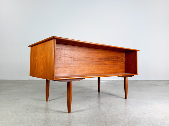 Image 1 of Original Midcentury Schreibtisch Falster Svend Å. Madsen Teak